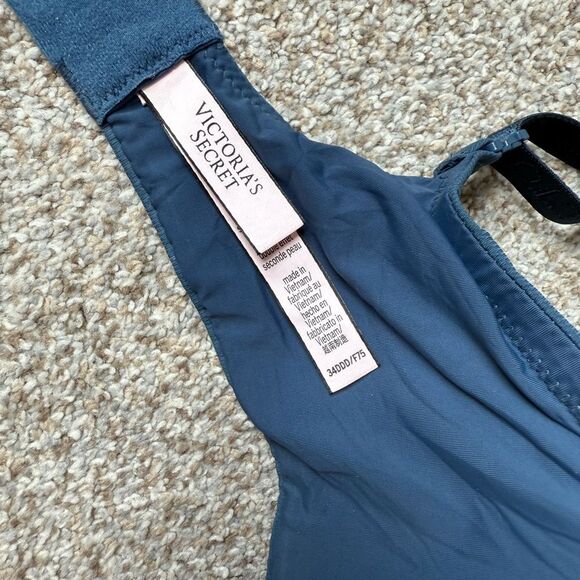 Victorias Secret Bra - Picture 3 of 5